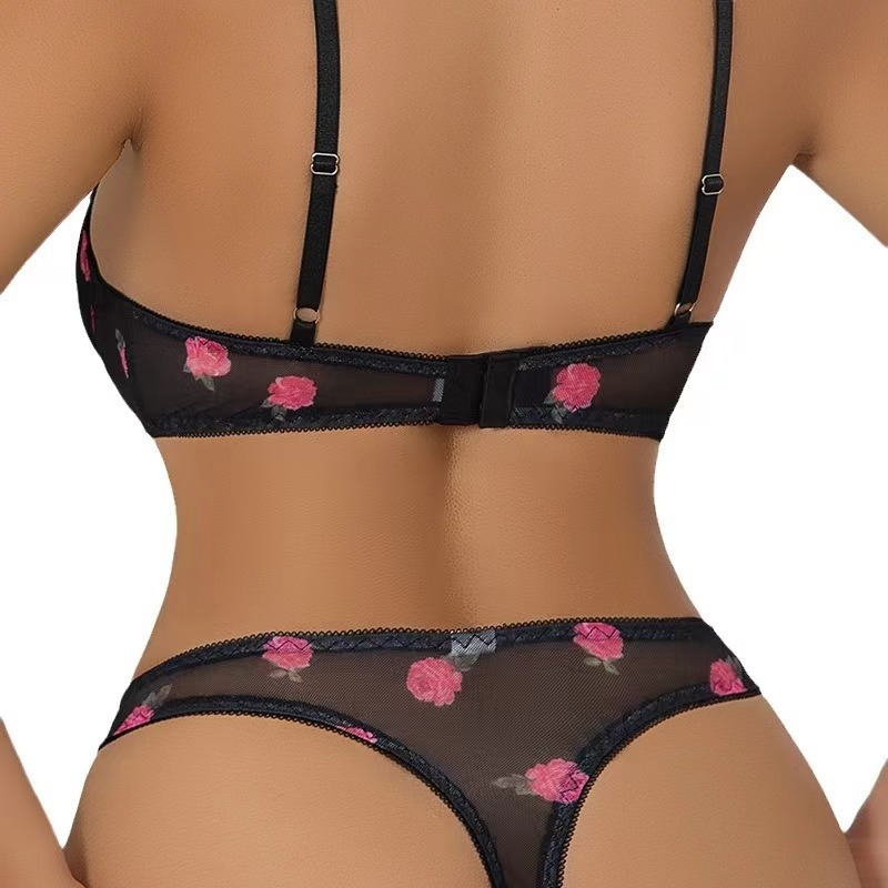 Dvostruki set donjeg rublja: seksi push-up grudnjak s postavom i mrežasti prozirni top s cvjetnim motivom