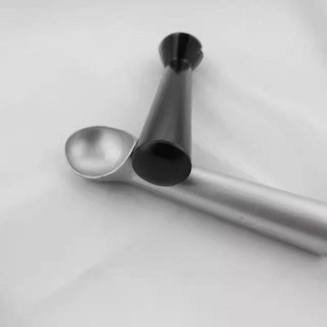 Lingură de înghețată cu design creativ, pentru înghețată tare și formarea de bile de fructe, pepene