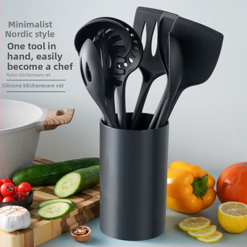 Set de 9 piese ustensile de bucătărie, negru, spatule din silicon antiaderent și lingură de supă cu mâner din lemn, recipient de depozitare