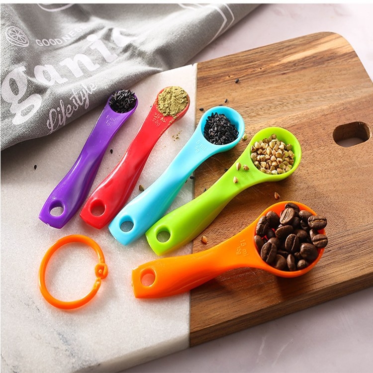 Linguri de măsurare din plastic colorate, set de 5 piese pentru condimente și coacere