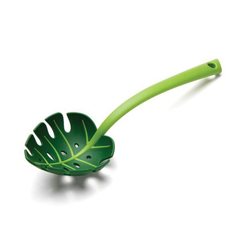 Lingură de strecurare creativă, în formă de frunză verde, pentru tăiței și supă