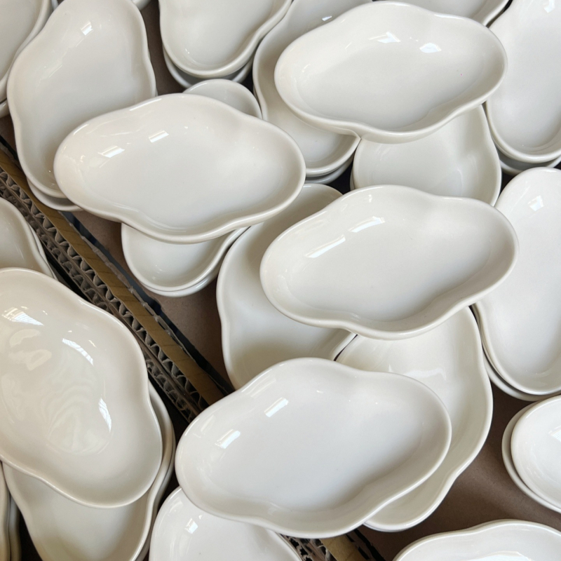 Porțelan alb Dehua, vas ceramic pentru sosuri, formă neregulată