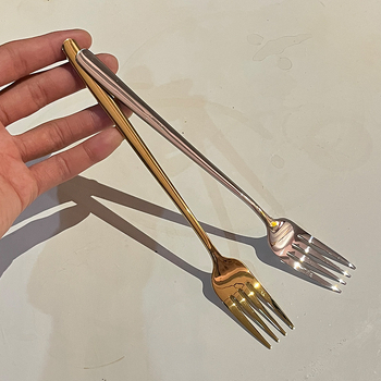 Furculiță din oțel inoxidabil 304, mâner lung, stil coreean, finisaj auriu, pentru hoteluri și restaurante, potrivită pentru ramen, salate și fructe