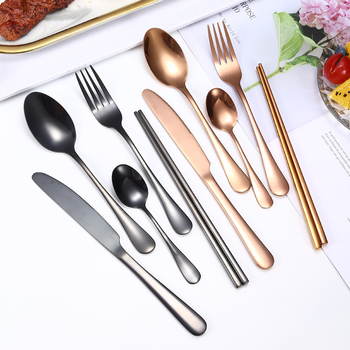 Tacâmuri occidentale din oțel inoxidabil, set de 4 piese într-o cutie cadou (cuțit, furculiță, lingură și linguriță)