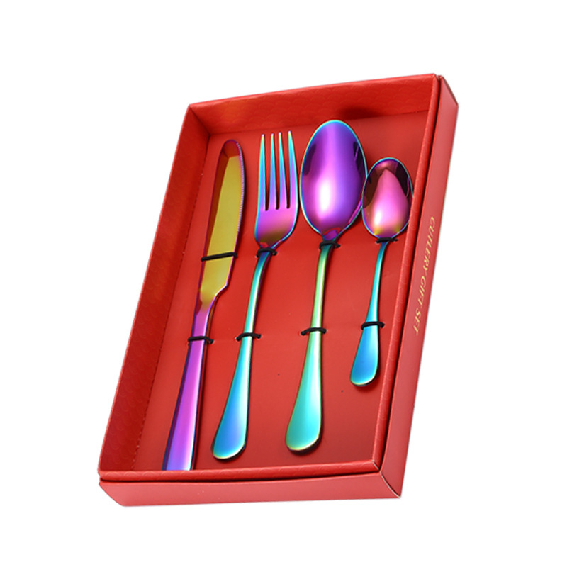 Tacâmuri occidentale din oțel inoxidabil, set de 4 piese într-o cutie cadou (cuțit, furculiță, lingură și linguriță)