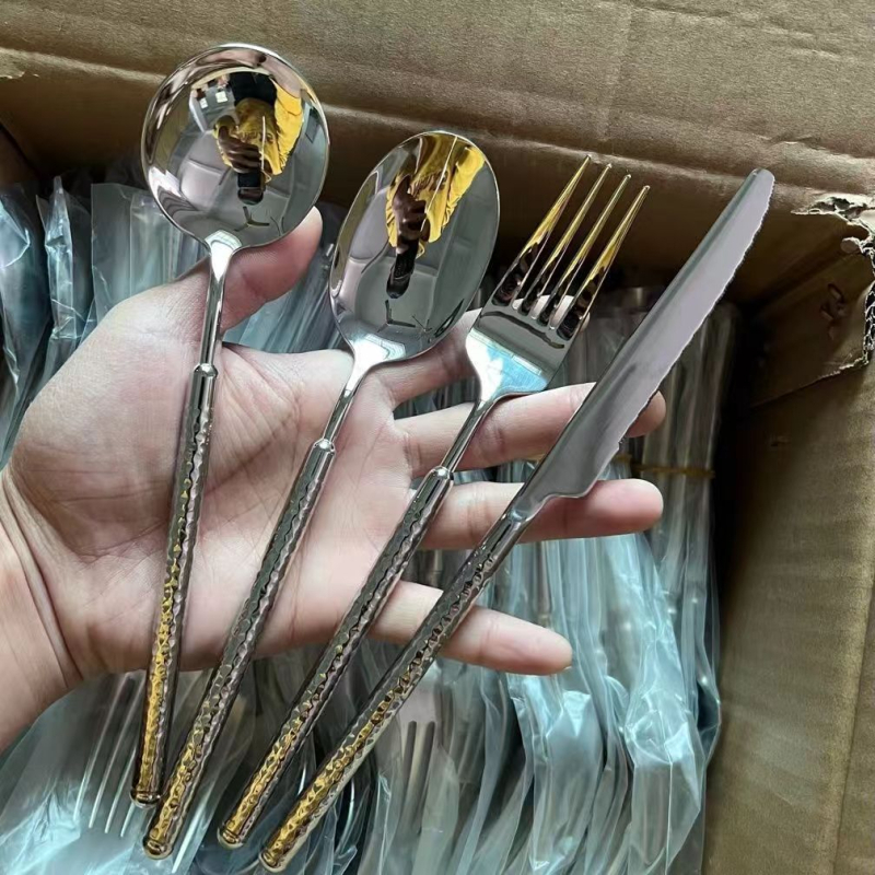 Set tacâmuri occidentale, 3 piese (cuțit, furculiță, lingură), cu model ciocănit și motiv diamant rotund, din oțel inoxidabil 304, pentru uz casnic sau hotel/restaurante