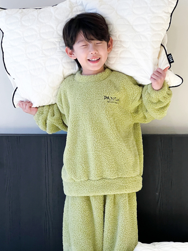 Micosh Gyerekek Coral fleece pizsama – Fiúknak két darabos téli pizsama szett, koreai stílus