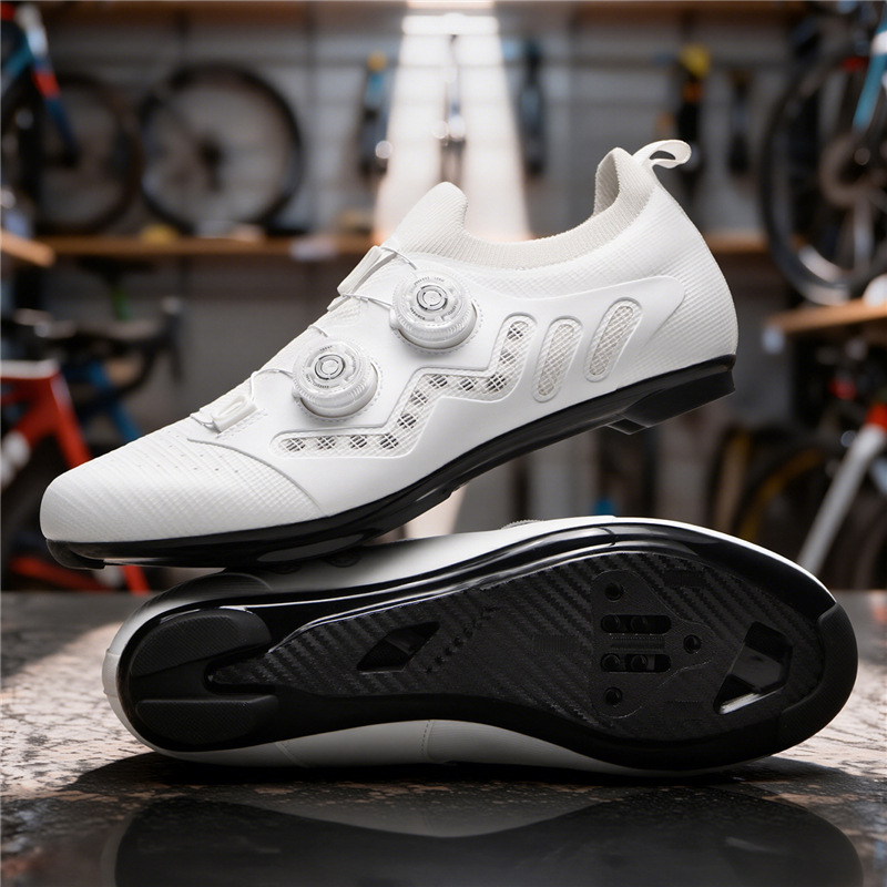 Prozračne cipele za biciklizam za cestu, planinu i unutarnju upotrebu, model D-002, kompatibilne s clipless pedalama, sustav samozaključavanja.