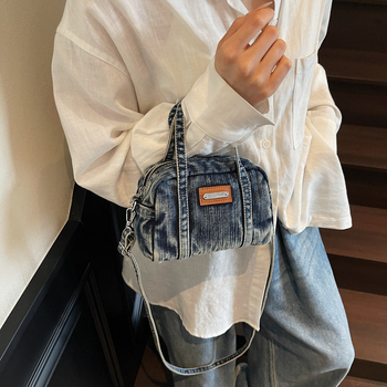 Geantă din denim crossbody cu design de pernă, formă pătrată mică, stil coreean
