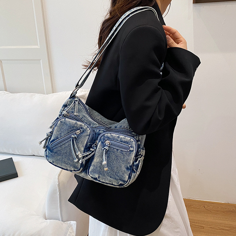 Ženska crossbody torba u japanskom stilu, velika zapremina, denim torba, ispran denim, model 2025