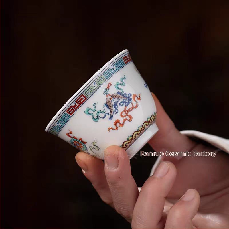 Doucai porcelánová šálka na čaj, Gongfu čajový set pre domácnosť, darček na čaj