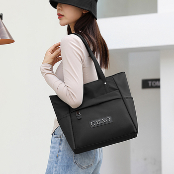 Nylon platnena tote torba, velika kapaciteta, ženska, model 2023, lagana, za posao i svakodnevna putovanja, s naramenicom i kontrastnim šavovima