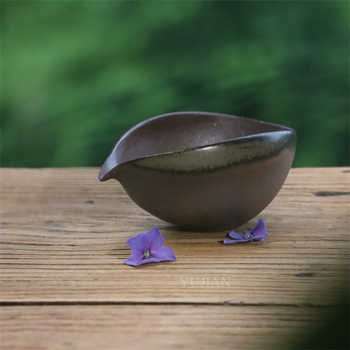 Ceșcuță de ceai ceramică pentru turnat, capacitate 120 ml, stil retro