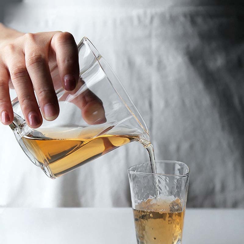 Stil japonez, sticlă transparentă rezistentă la căldură, ceașcă de distribuție a ceaiului cu design petale Begonia pentru ceai Kung Fu