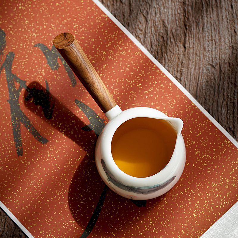 Ceașcă de ceai Gongfu din porțelan alb, decor pictat manual cu lotus, stil japonez, mâner lateral din lemn, set ceramic pentru ceai