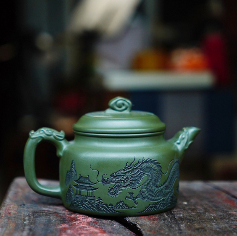 Ceainic din lut mov Yixing, stil Longteng Four Seas Dezhong, lut verde mineral