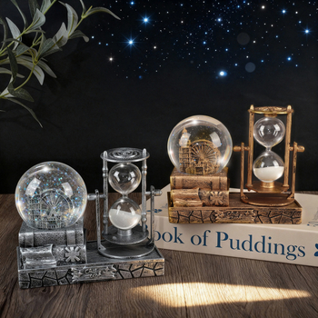 Clepsidră luminoasă într-o sferă de cristal – decor pentru living și vitrină