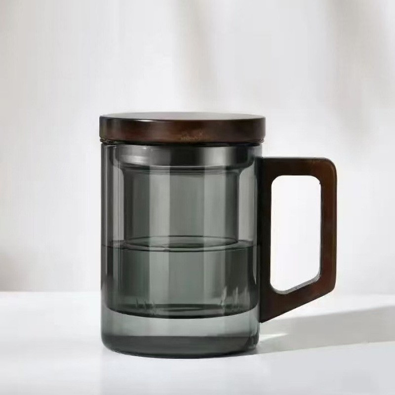 Ceșă de ceai din sticlă borosilicat cu mâner din lemn de nuc, capac și filtru, infuzor din sticlă