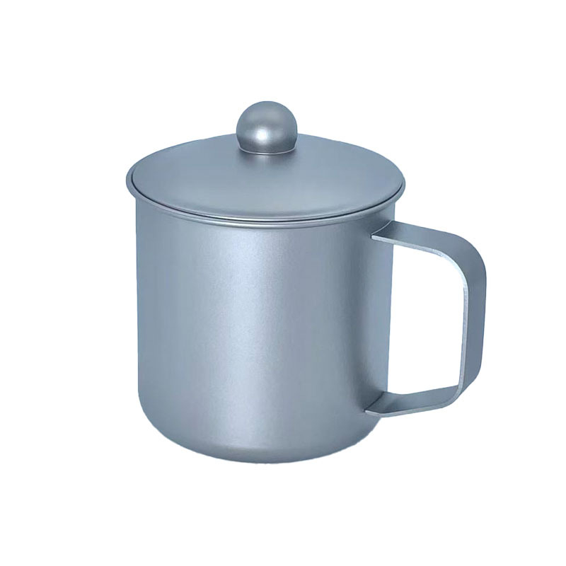 Cană din titan 350 ml, cu capac și mâner, design minimalist modern pentru ceai