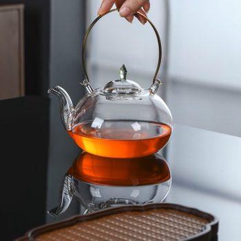 Ceainic din sticlă borosilicată, mâner din cupru, filtru încorporat