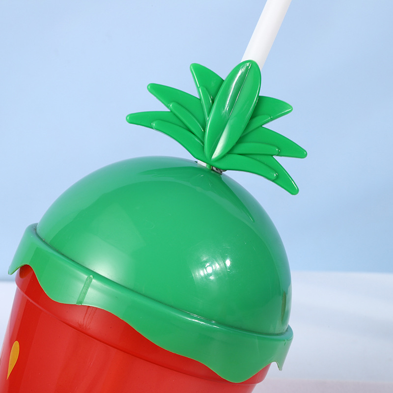 Pahar plastic cu pai în model de căpșună, design drăguț pentru milk tea, capacitate mare, en gros