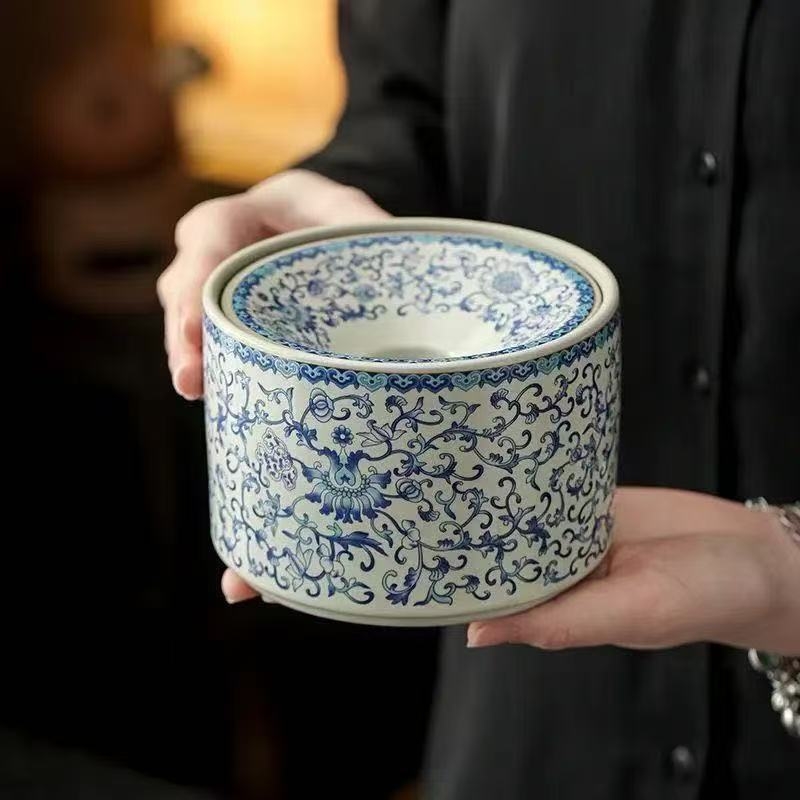 Cenușar ceramic cu capac, formă de pâlnie, pentru resturi de ceai, model albastru-alb, pentru uz casnic