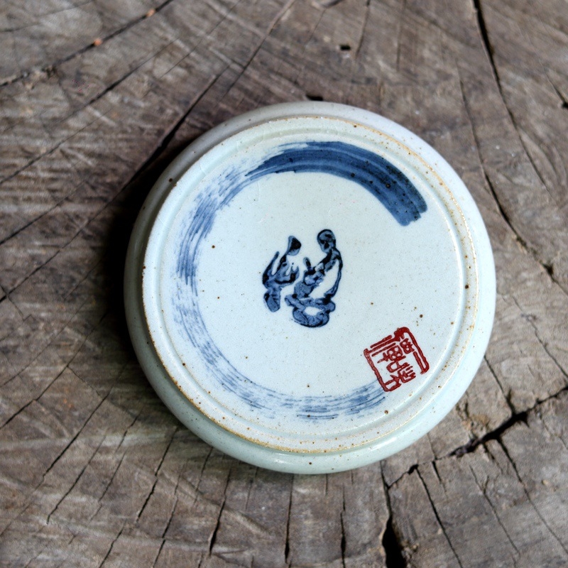 FX Yizi set de ceai ceramic cu suporturi pentru cești pictate manual, decor de caligrafie în stil cerneală și suport circular pentru capac