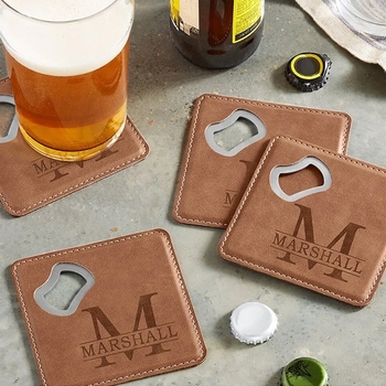 Instrument multifuncțional pentru bar cu gravură personalizată a logo-ului, laser pe piele PU, deschizător de sticle și suport din PU – cadou de nuntă
