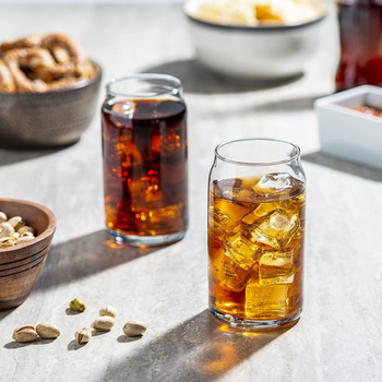 Cană din sticlă transparentă pentru cafea, bere, suc și băuturi — stil nordic