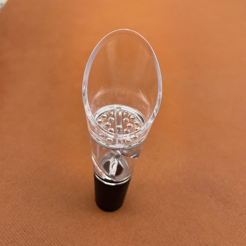 Turnător de vin spiral cu filtru pentru vin roșu