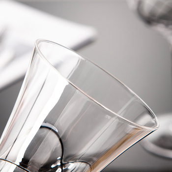 Pahar de șampanie transparent, design elegant de înaltă calitate pentru cocktailuri