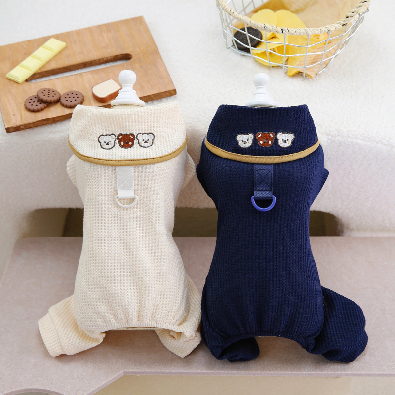 Tavaszi aranyos plüss Rag Doll macska és három kis medve romberrel, nyomtatott hűvös T‑shirt kis tacskók számára