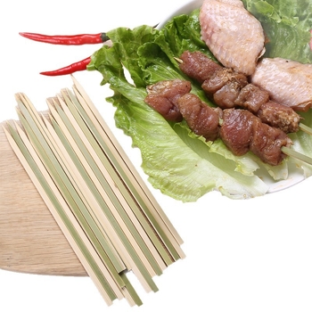Știfturi plate din bambus cu piele verde pentru grătar și yakitori