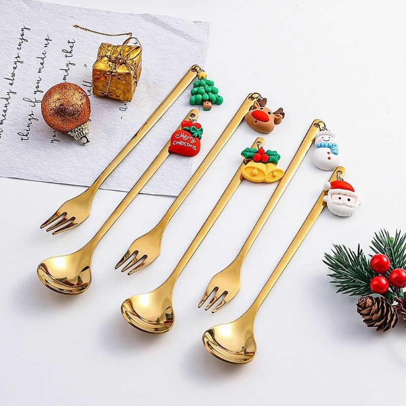 Set de tacâmuri de Crăciun din oțel inoxidabil, personalizat, cu Moș Crăciun și brad, în cutie cadou.