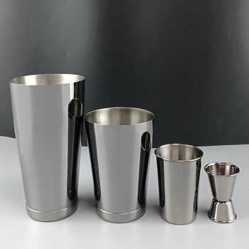 Set de bar din oțel inoxidabil: cană de măsurat Boston, lingură de bar, strecurător pentru gheață, shaker pentru cocktail, clips pentru gheață și stropitor