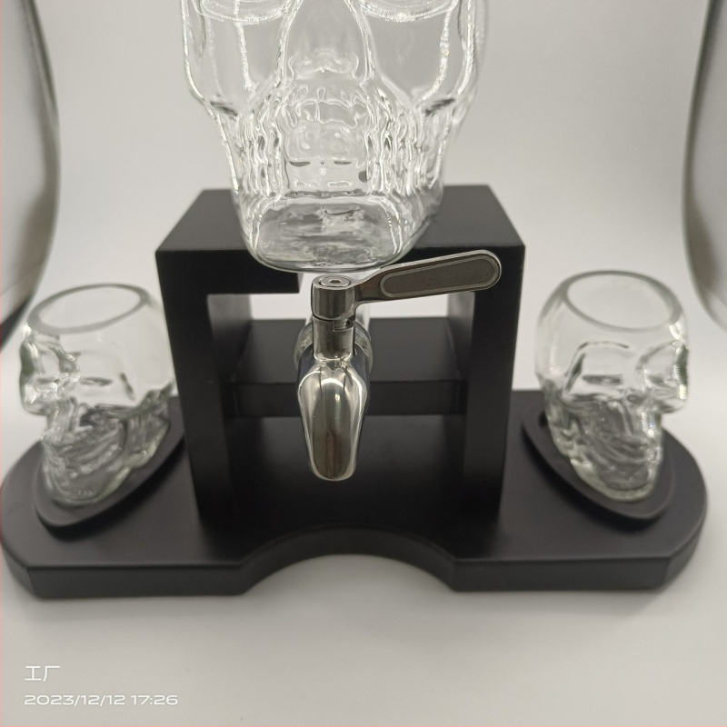 Set decantator cu craniu pentru whisky – sticlă borosilicat de înaltă calitate, design transparent