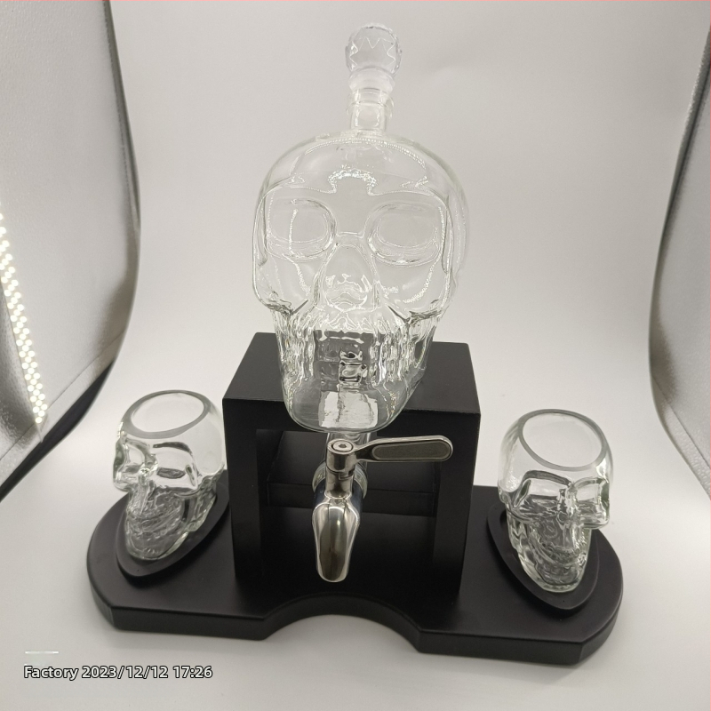Set decantator cu craniu pentru whisky – sticlă borosilicat de înaltă calitate, design transparent