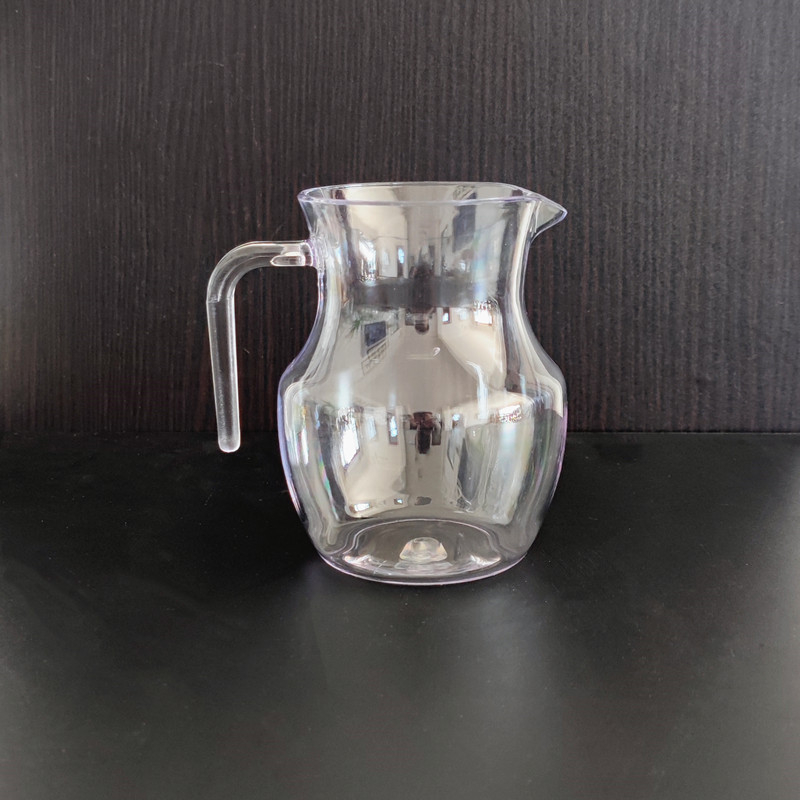 Decantor din plastic pentru vin, cu componente acrilice, capacitate 401–500 ml