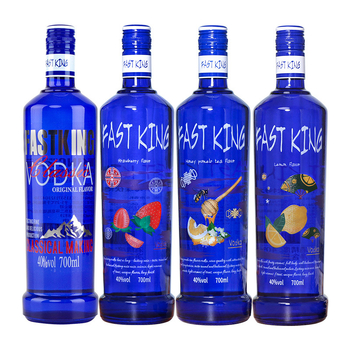 Set de cocktail pe bază de vodcă cu arome fructate, 7 piese, 40% vol.