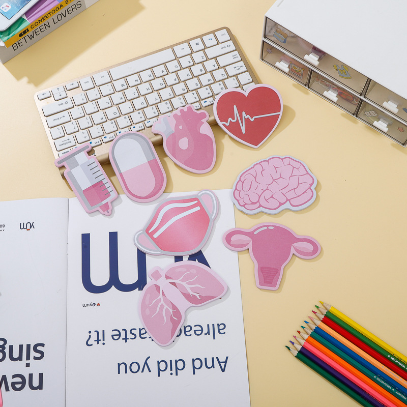 Set de sticky notes cu temă medicală și blocnotes în forme variate pentru planificare creativă