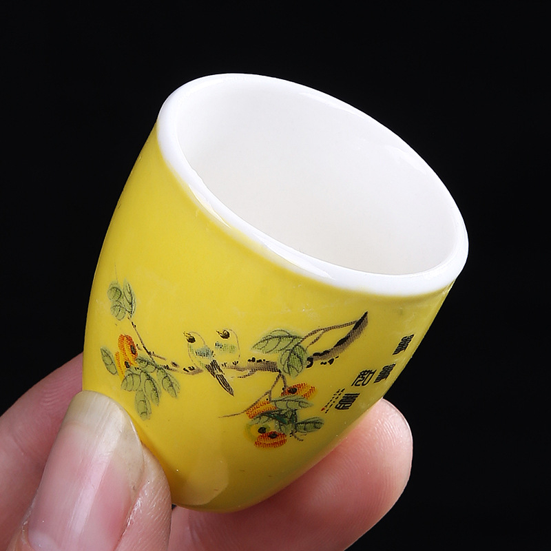 Set porțelan de vin cu decantor și șase pahare, design cu pinguin