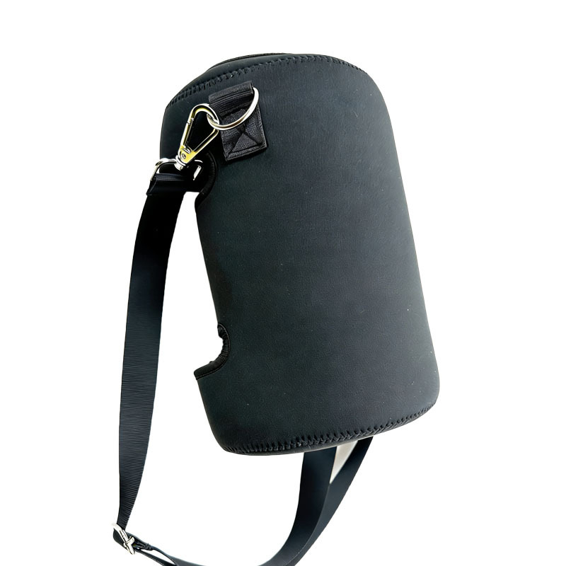 Geantă pentru sticlă de apă destinată fitness-ului, husă izolatoare, material diving, curea crossbody, capacitate mare pentru exterior