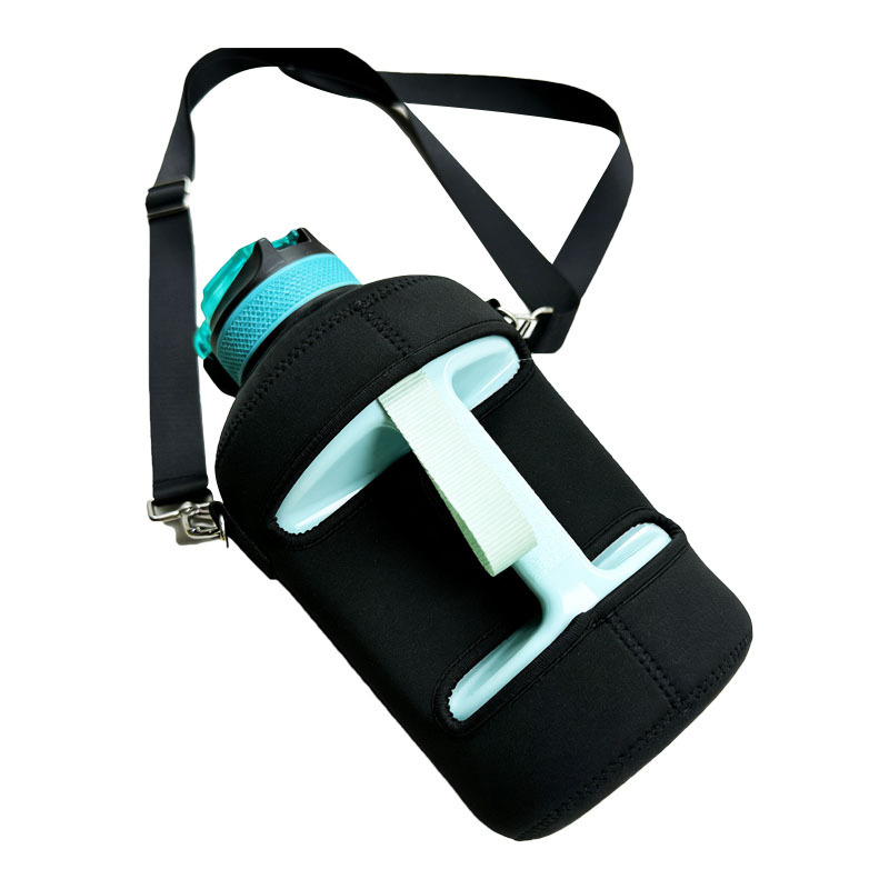 Geantă pentru sticlă de apă destinată fitness-ului, husă izolatoare, material diving, curea crossbody, capacitate mare pentru exterior