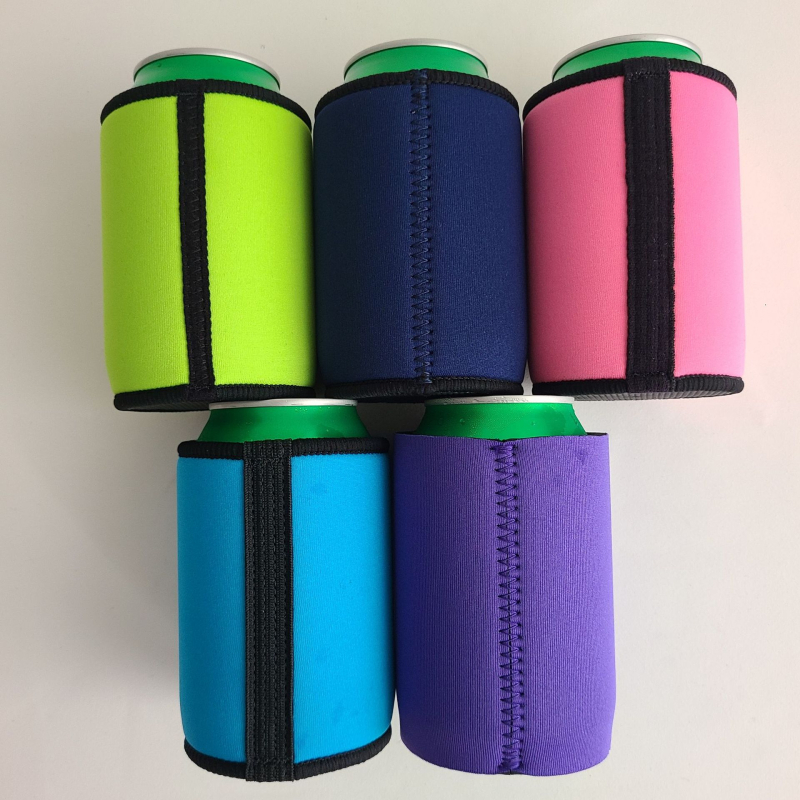 Manșon neopren personalizat pentru ceaștă, gros, antiderapant, imprimare logo disponibilă, universal pentru băuturi: cola, bere, termos și apă