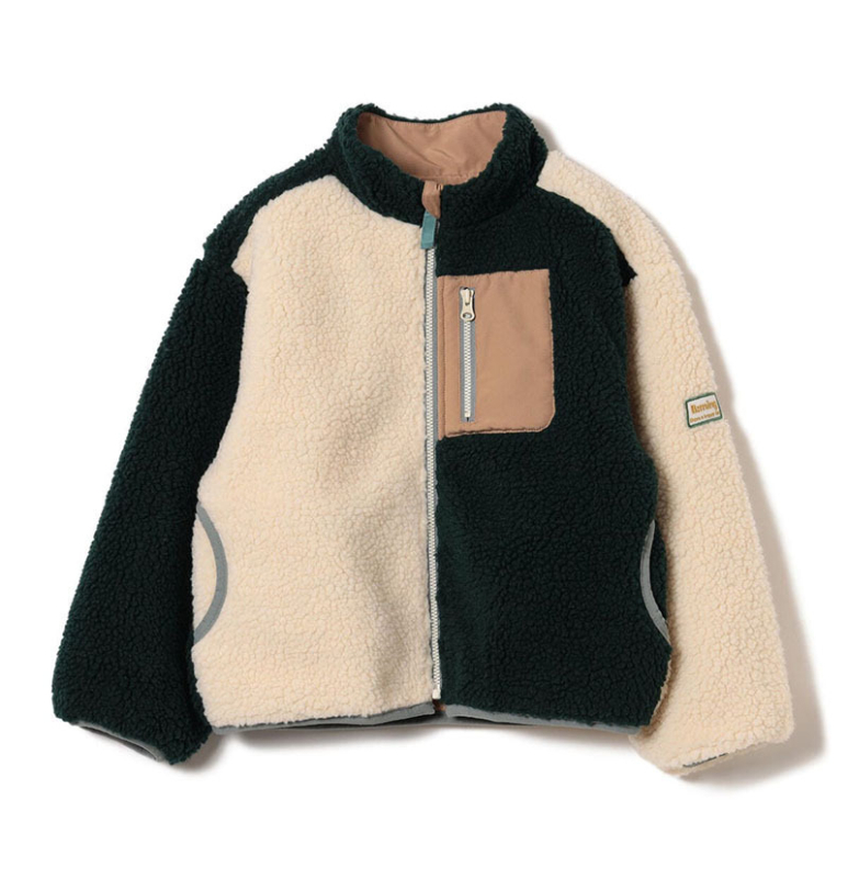 Gyerekeknek készült téli kabát fleece bélésével, kétoldalas cipzárral és álló gallérral, patchwork mintázattal