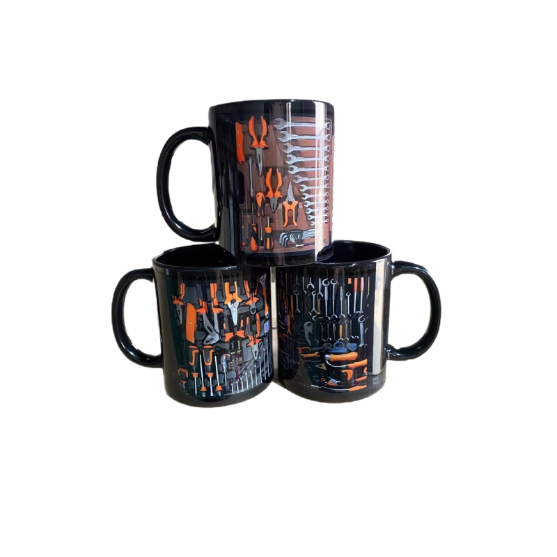 Cană ceramică pentru cafea cu design de trusă de scule pentru mecanici