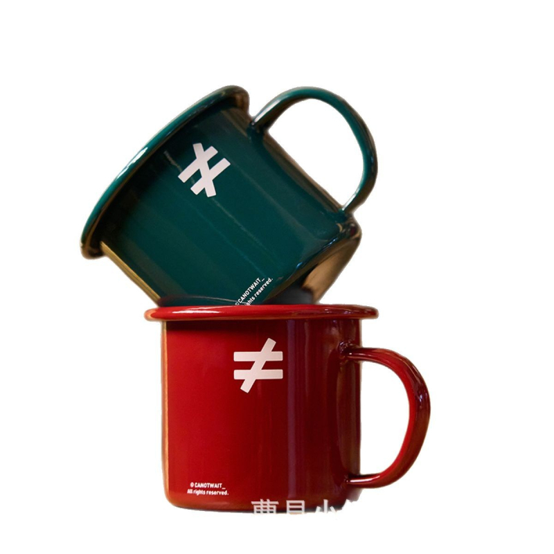 Cană emailată roșie, fără capac, design retro, colorată, pentru ceai, lapte sau cafea la birou