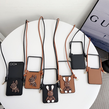Carcasă TPU crossbody pentru Samsung Z Flip 7/6/5/4, cu motiv Bulldog Francez şi iepure – protecţie antișoc