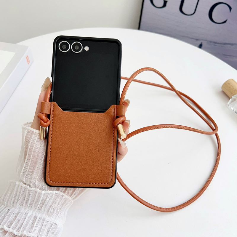 Carcasă TPU crossbody pentru Samsung Z Flip 7/6/5/4, cu motiv Bulldog Francez şi iepure – protecţie antișoc