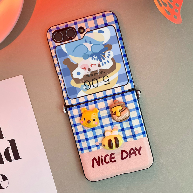 Torbica za Samsung Galaxy Z Flip6/Z Flip5, plava, crossbody, dizajn jazavčar i Winnie the Pooh, zaštita od pada, umjetna koža